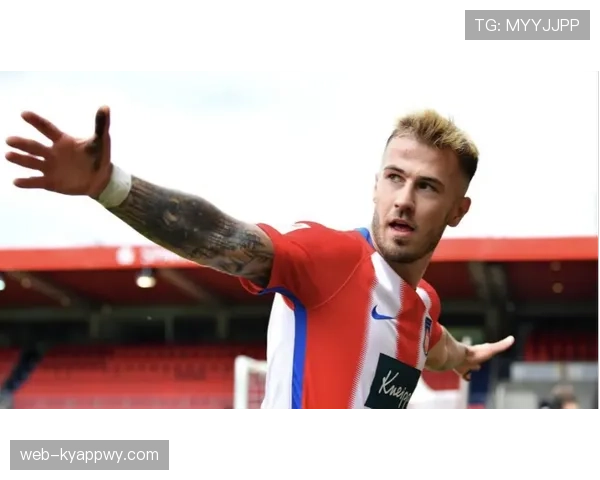 奥纳纳德乙主力中场时期的表现解析与能力评估